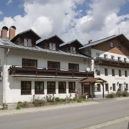 Hotel Lesni Dum / Neuwaldhaus